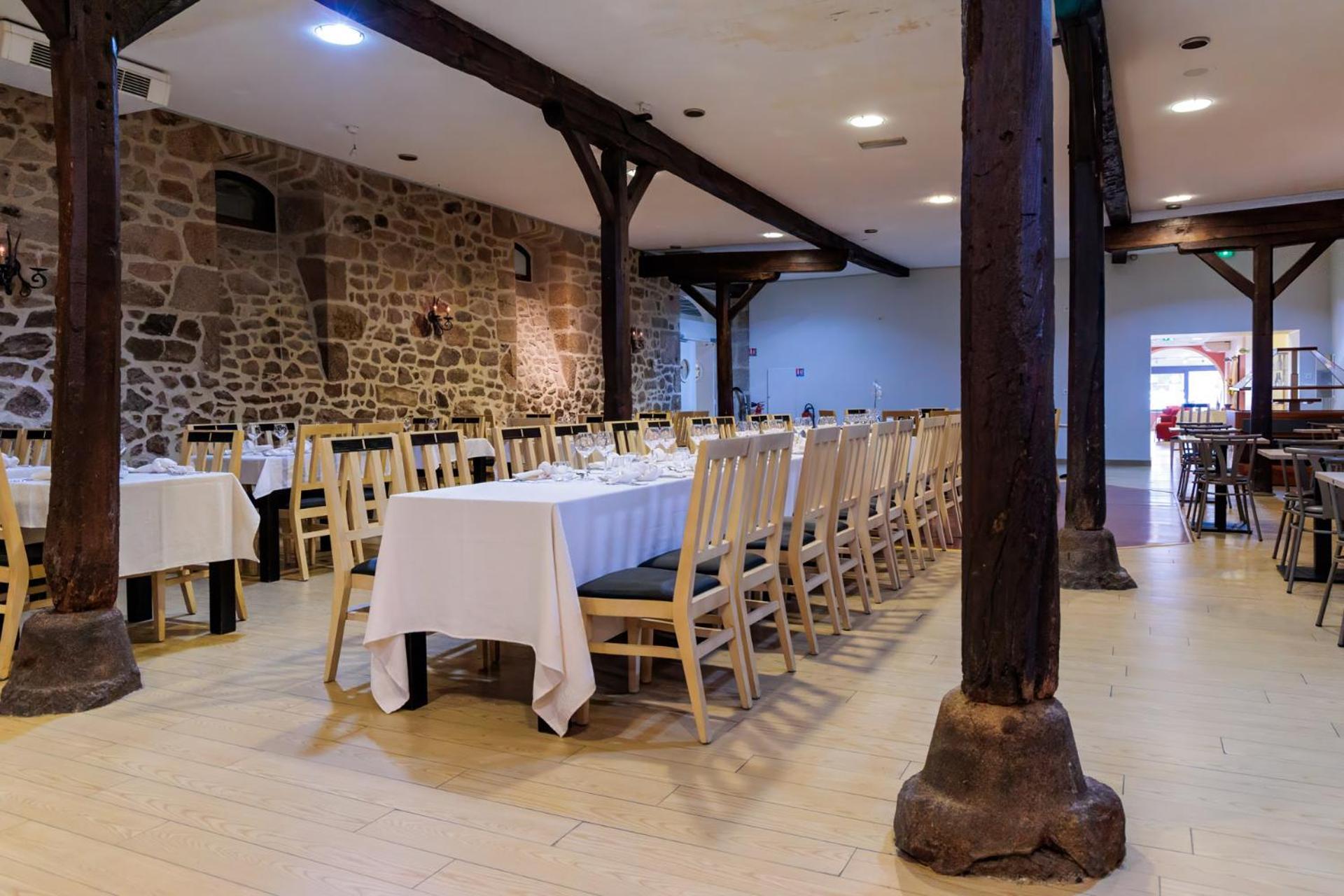 Logis Hotel Restaurant Auberge De La Xaintrie Saint-Privat  Exterior foto